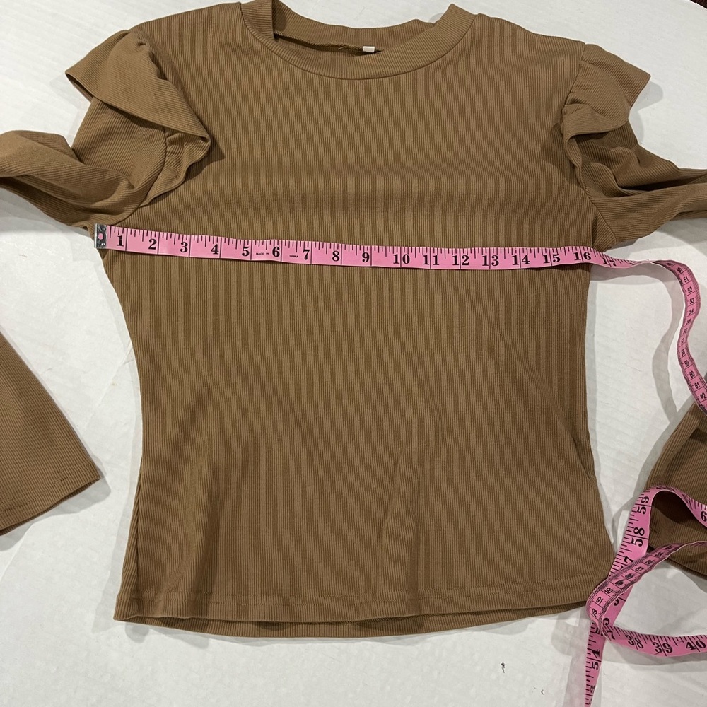 LONG SLEEVE RIBBED RUFFLE DETAIL TOP (847) - Picture 4 of 12